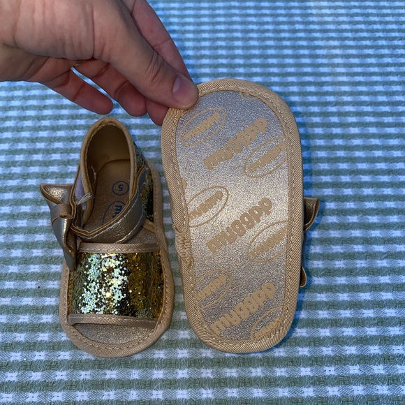 Gold dress sandals - Picture 4 of 4
